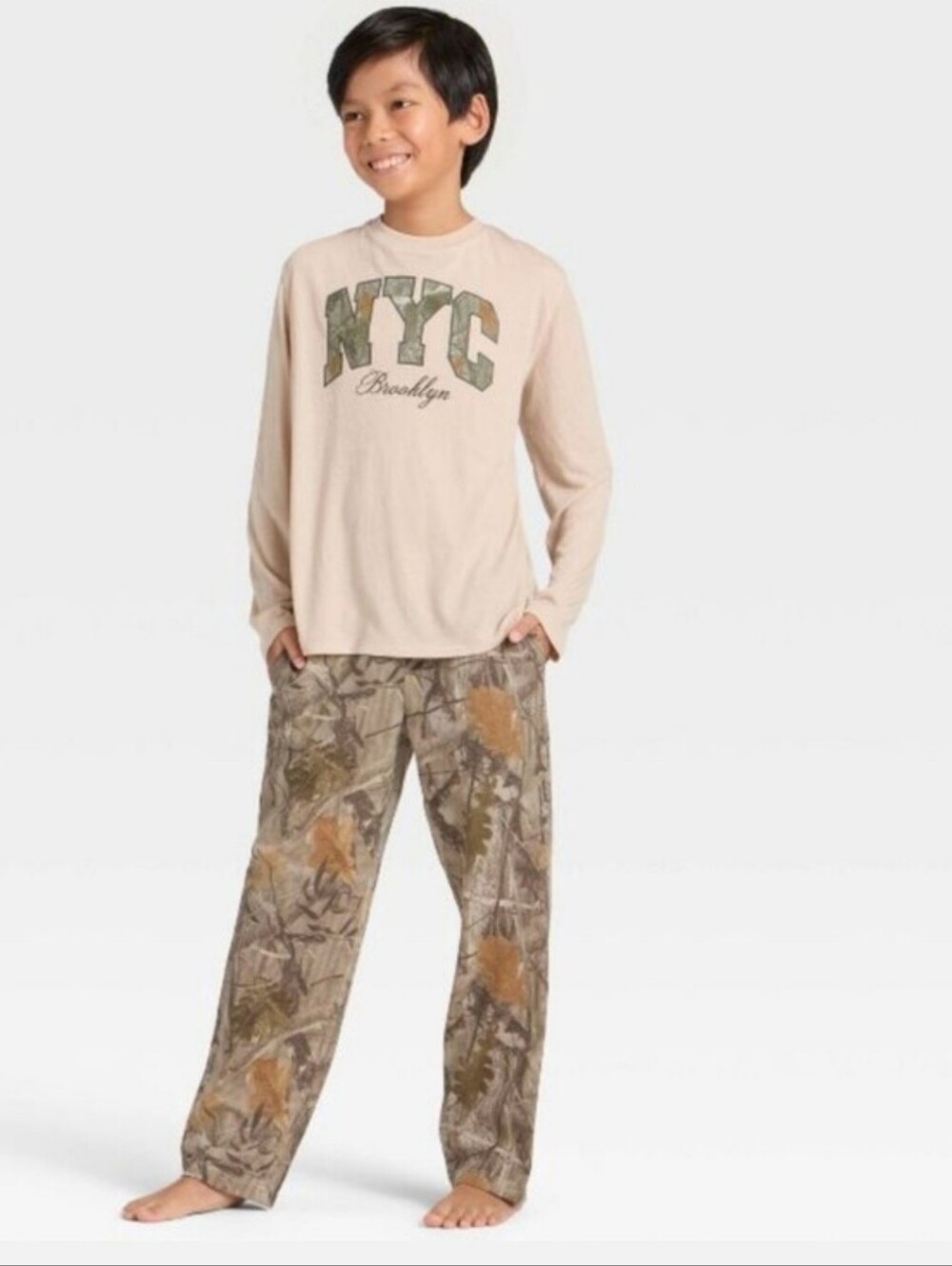 Kids Beige 'NYC' Long-Sleeve Pajama Set